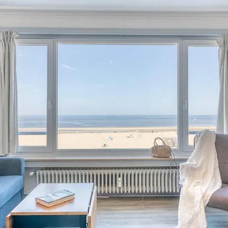 アパート Bright With Stunning Sea View オステンド