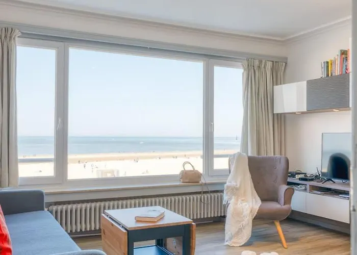 Bright With Stunning Sea View Ostende